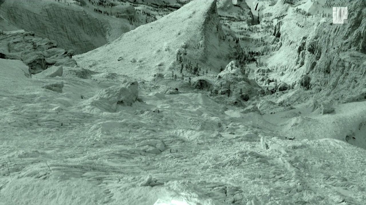 https://cgi.nyc3.cdn.digitaloceanspaces.com/artwork_medias/1731256411008-0-image.jpeg