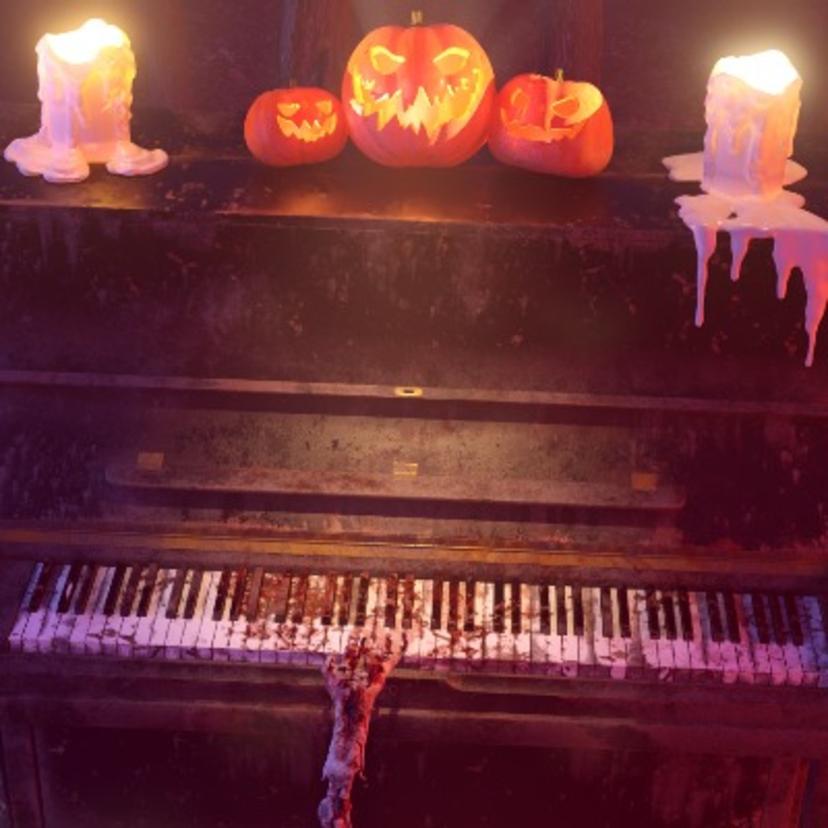 Spooky piano